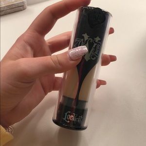 Kat Von D “Lock It” Foundation